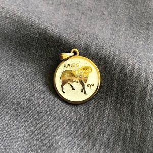 Vintage Sterling Aries Necklace pendant